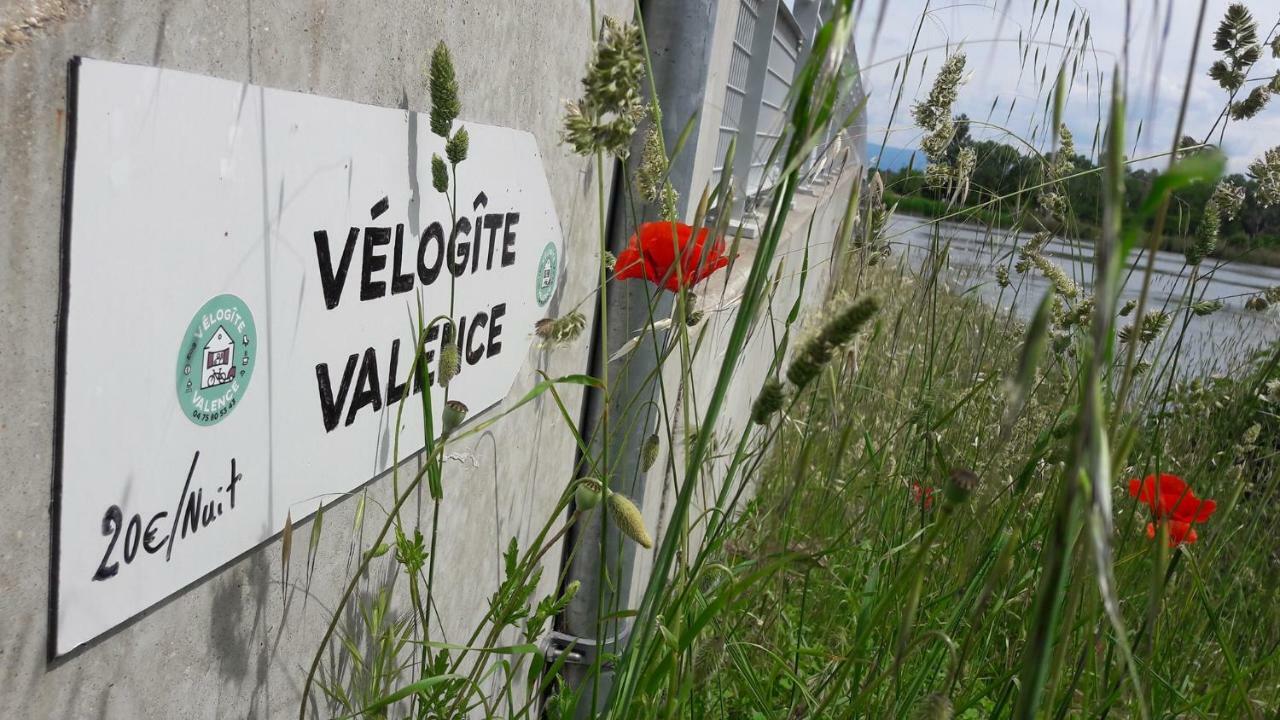Velo Gite Valence Valence  Bagian luar foto